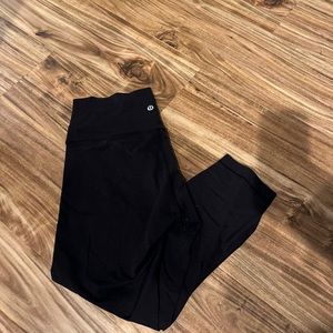 Lululemon crop black wonderunder
